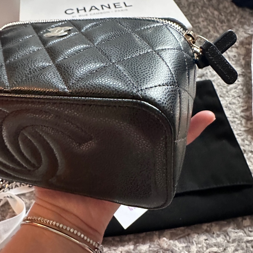 CHANEL Black Quilted Caviar Leather Vanity Crossbody with Light Gold Hardware - Picture 11 of 15